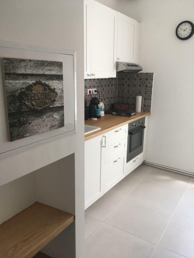 Enjoy Apartman Шопрон Экстерьер фото