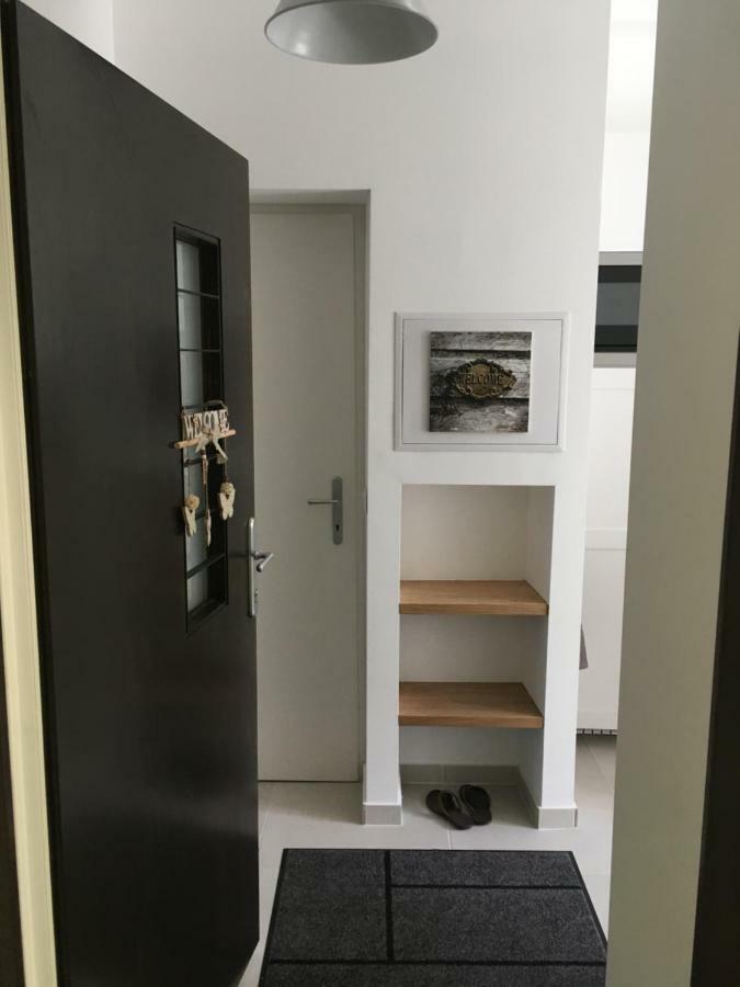 Enjoy Apartman Шопрон Экстерьер фото